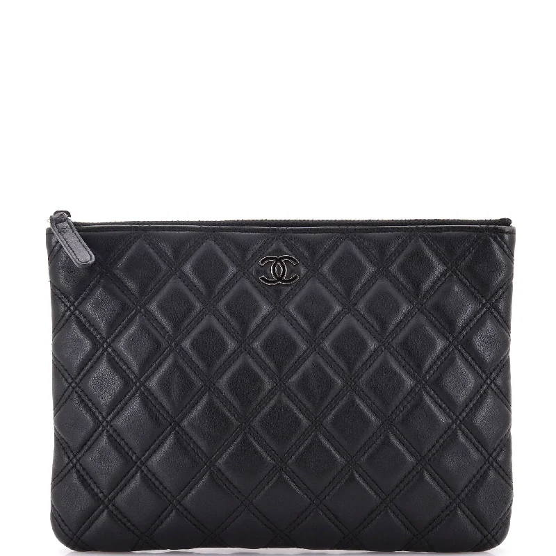 High - fashion Christian Dior bags with a geometric patternDouble Stitch O Case Clutch Lambskin Medium