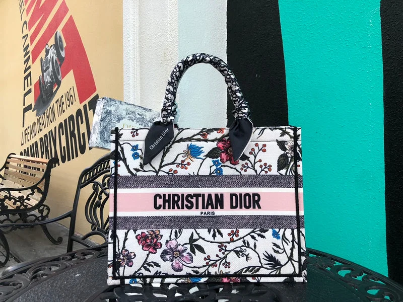 Christian Dior Saddle bags with a patent leather finish for a shiny lookWF - Dior Bags - 851