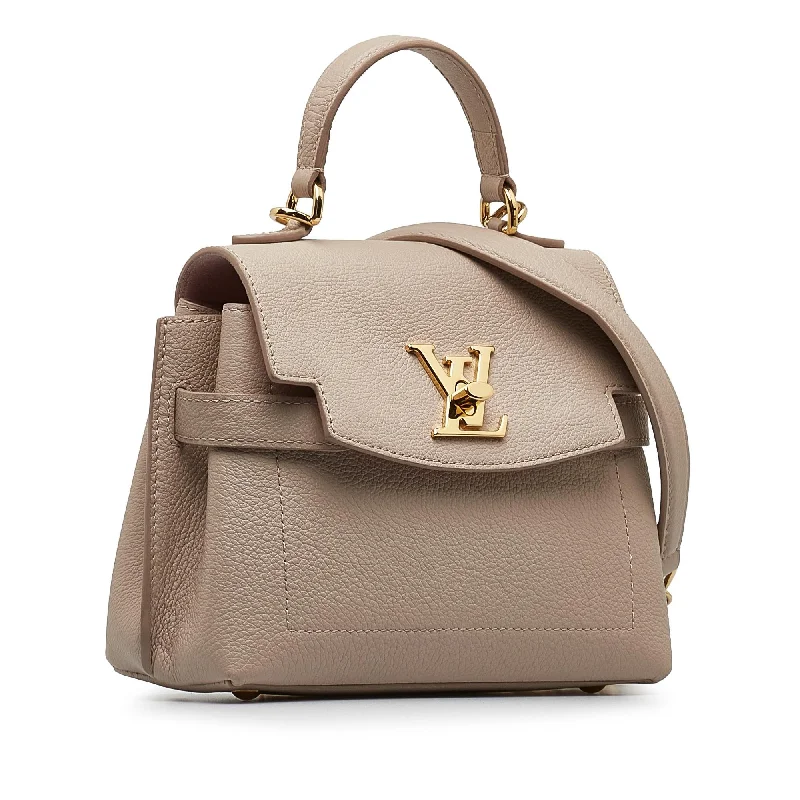 Louis Vuitton bags with a chain - link trim and a leather body for a modern edgeLouis Vuitton LockMe Ever BB (JFm2kY)