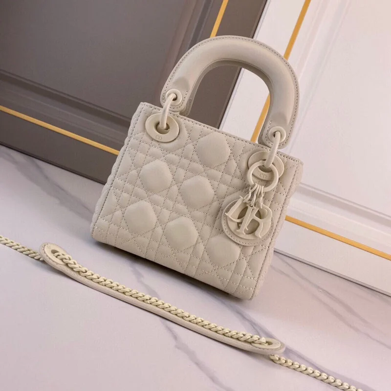 Christian Dior handbags with a detachable mirror for on - the - go touch - upsWF - Dior Bags - 905