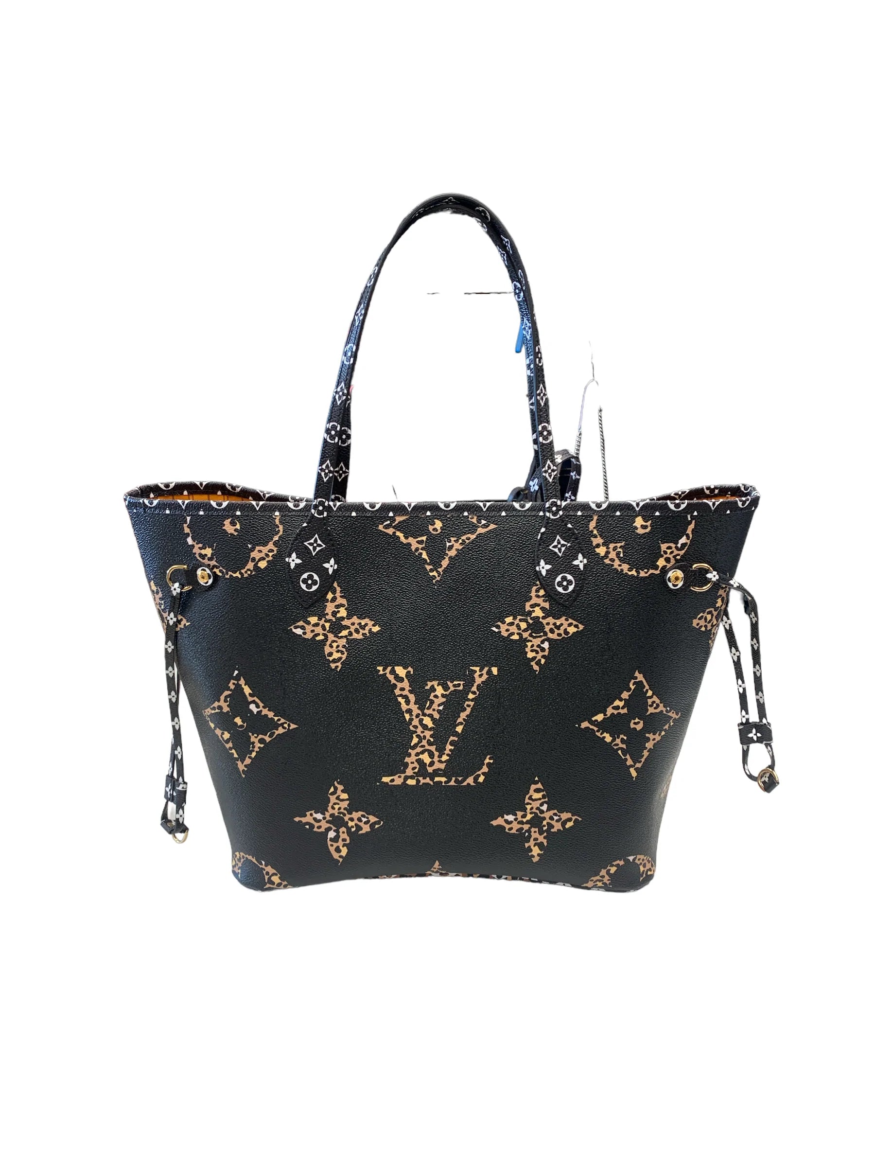 Louis Vuitton bags with a chain - link trim and a leather body for a modern edgeHandbag Designer By Louis Vuitton  Size: Large