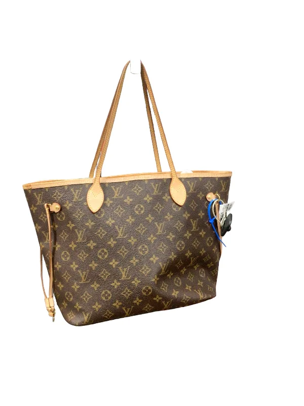 Louis Vuitton bags with a chain - link trim and a leather body for a modern edgeHandbag Luxury Designer By Louis Vuitton  Size: Medium