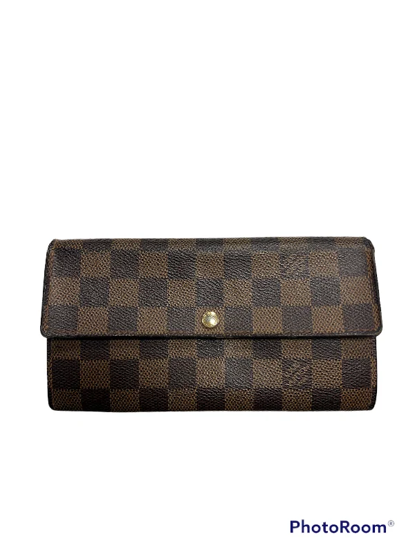 Louis Vuitton bags with a chain - link trim and a leather body for a modern edgeDamier Ebene Sarah Wallet Designer By Louis Vuitton  Size: Medium