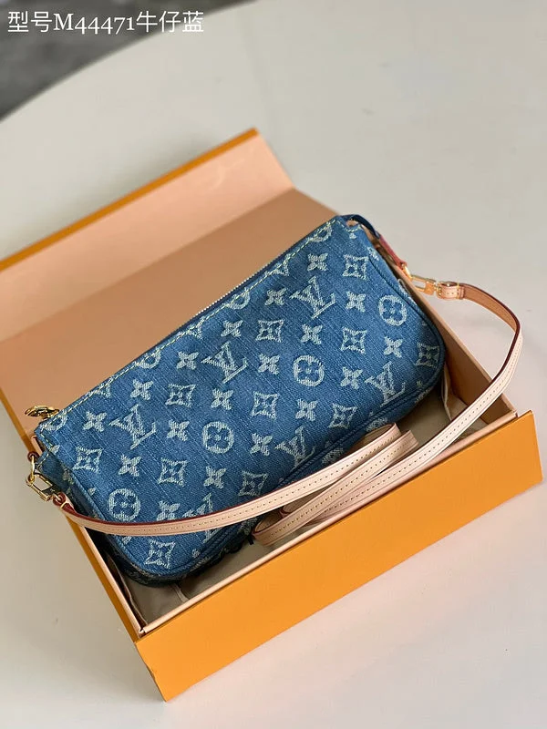 Louis Vuitton bags with a chain - link trim and a leather body for a modern edgeBoldCollect - LOUIS VUITTON BAGS - 1744