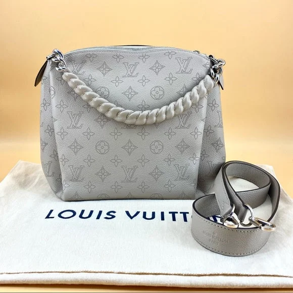 Louis Vuitton bags with a chain - link trim and a leather body for a modern edgeLOUIS VUITTON Babylone Chain BB TWS