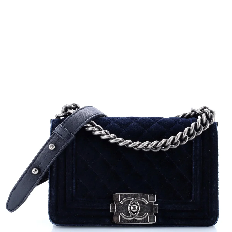 Christian Dior Saddle bags with a studded trim for a bold lookBoy Flap Bag Quilted Velvet Small