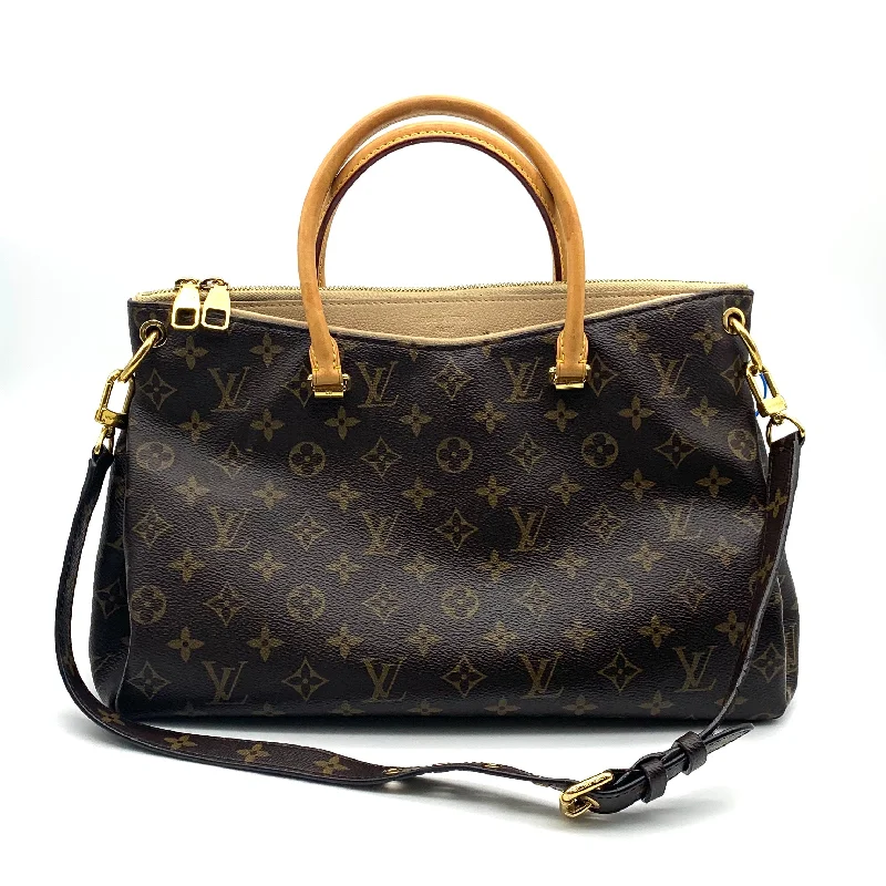 Louis Vuitton bags with a chain - link trim and a leather body for a modern edgeHandbag Luxury Designer By Louis Vuitton  Size: Medium