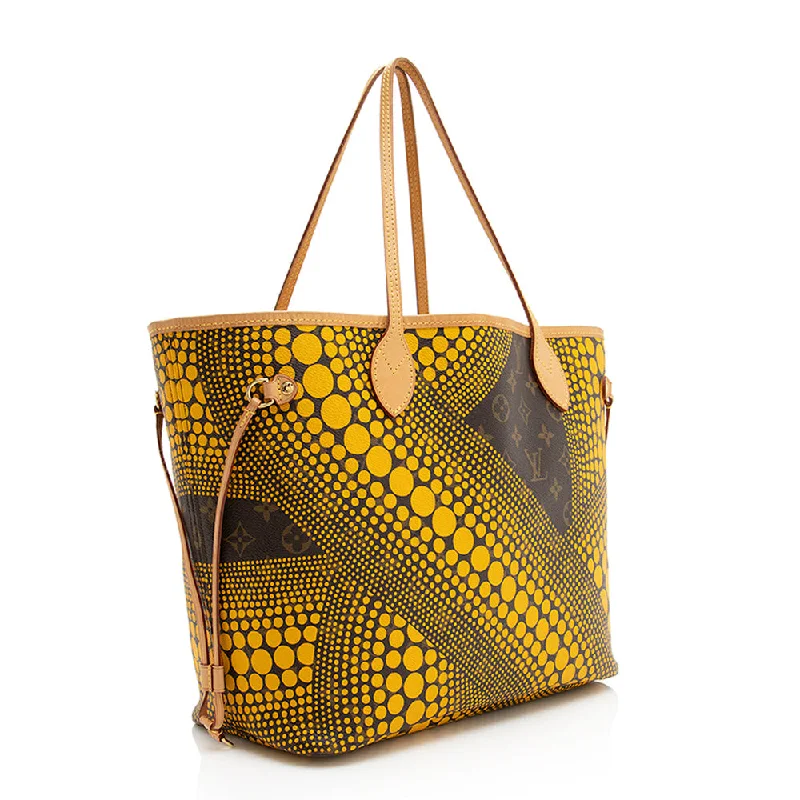 Louis Vuitton bags with a chain - link trim and a leather body for a modern edgeLouis Vuitton Limited Edition Kusama Neverfull MM Tote (20100)