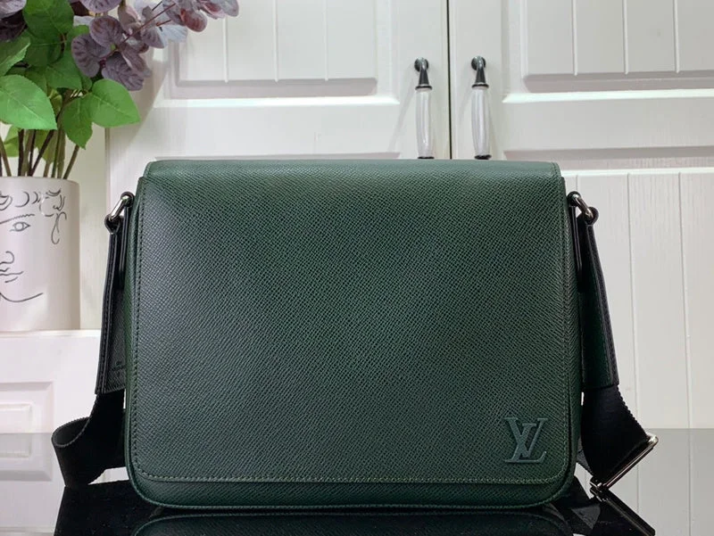 Louis Vuitton bags with a chain - link trim and a leather body for a modern edgeBoldCollect - LOUIS VUITTON BAGS - 1724