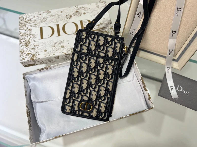 Christian Dior handbags with a back - pocket for quick storageWF - Dior Bags - 876