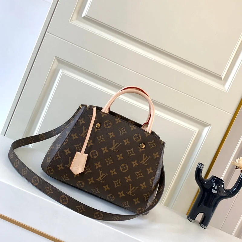 Louis Vuitton bags with a chain - link trim and a leather body for a modern edgeBoldCollect - LOUIS VUITTON BAGS - 1811