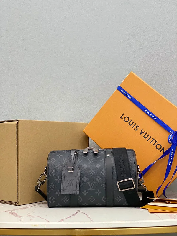 Louis Vuitton bags with a chain - link trim and a leather body for a modern edgeBoldCollect - LOUIS VUITTON BAGS - 1760