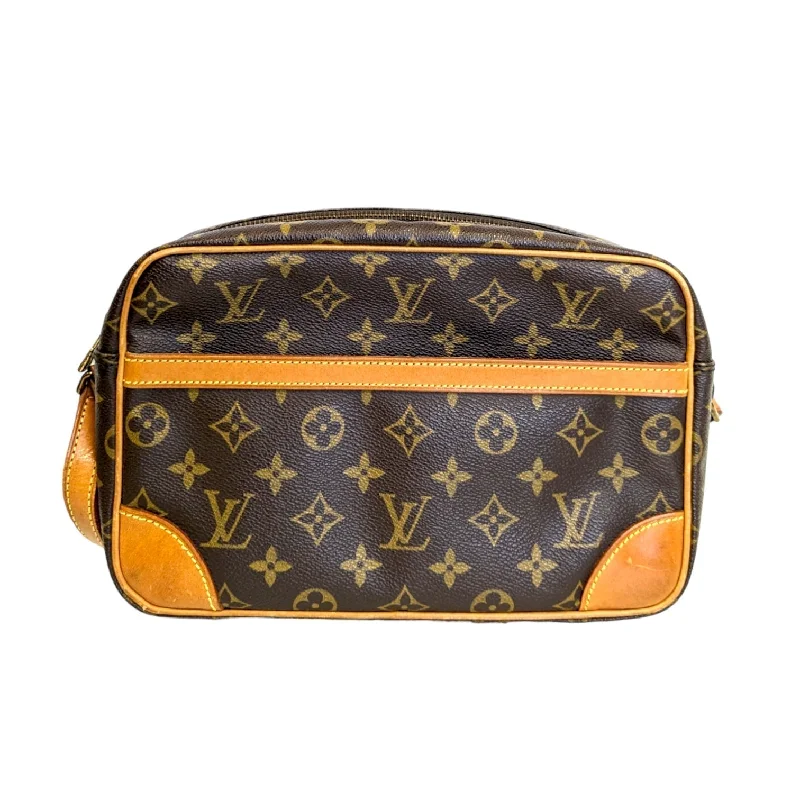 Louis Vuitton bags with a chain - link trim and a leather body for a modern edgeHandbag Luxury Designer By Louis Vuitton  Size: Medium