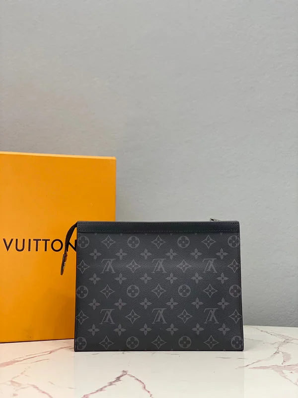 Louis Vuitton bags with a chain - link trim and a leather body for a modern edgeBoldCollect - LOUIS VUITTON BAGS - 1763