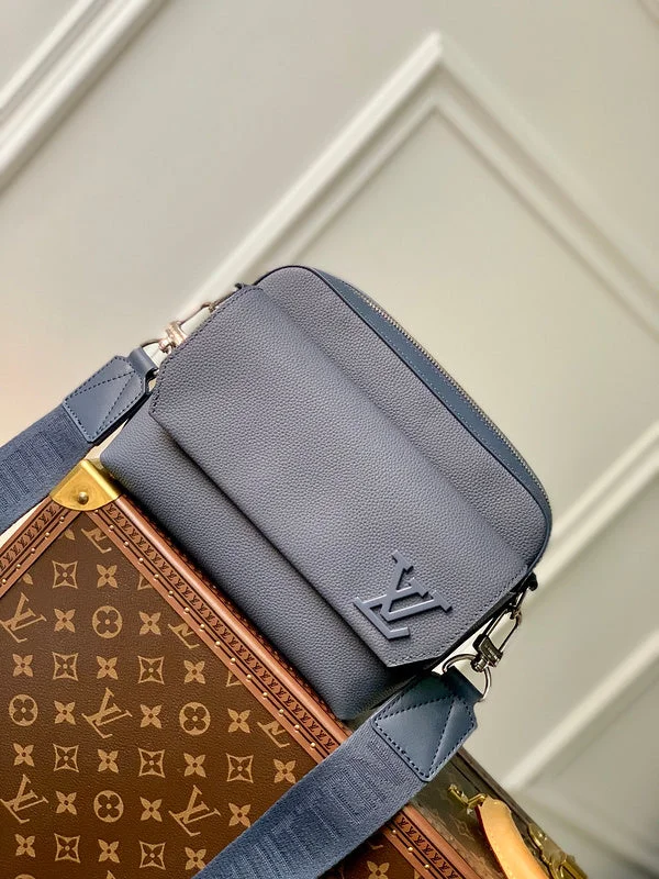 Louis Vuitton bags with a chain - link trim and a leather body for a modern edgeBoldCollect - LOUIS VUITTON Bags - 179