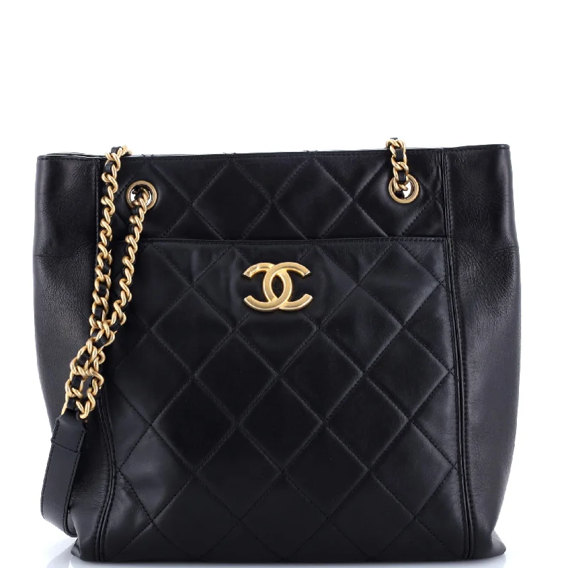 Stylish Christian Dior shoulder bags with a tassel - adorned zipperCC Front Pocket Shopping Tote Quilted Calfskin Small