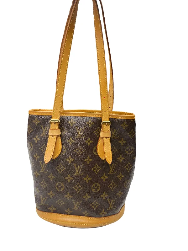 Louis Vuitton bags with a chain - link trim and a leather body for a modern edgeHandbag Luxury Designer By Louis Vuitton  Size: Small